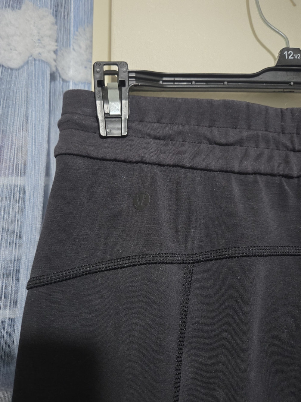 Lululemon Drawstring Pants - Picture 7 of 8